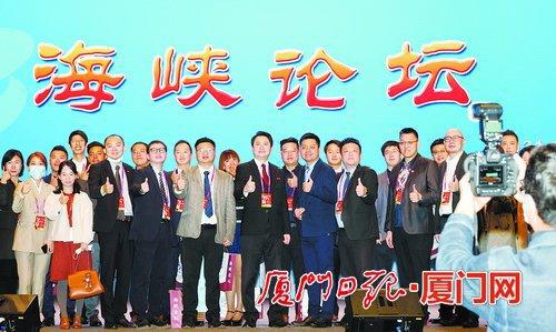 两岸一家亲书法作品欣赏，两岸一家亲歌曲