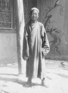 王道士与莫高窟，王道士把文物卖给了谁?