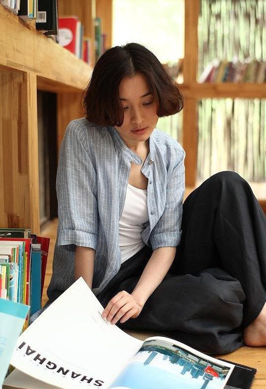 我欲因之梦吴越的欲字，我欲因之梦吴越一夜飞度镜湖月湖月照我影送我至剡溪