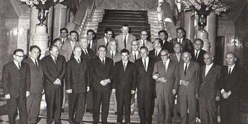 “巨变”与“剧变”