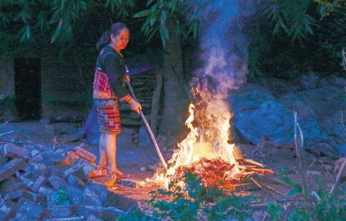 新房搬家入火是啥子意思