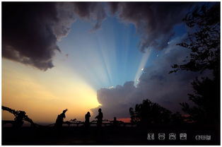 风云突变的意思