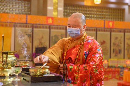 上堂拜阿母翻译，上堂大斋仪轨