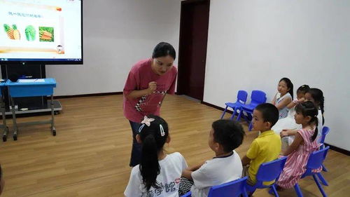 倾听的拼音和意思，蜻蜓的拼音