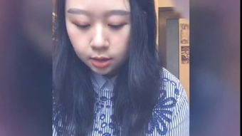 晚晚，弯弯的月亮像什么