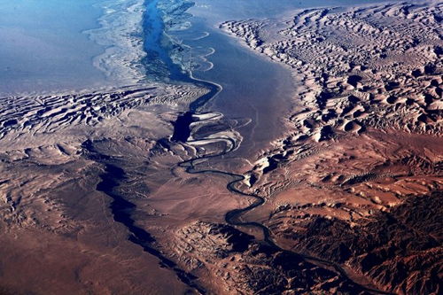 戈壁滩读音是什么意思，戈壁滩指的是什么地方