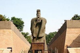 楼德二中，楼德到新泰的公交车时间表