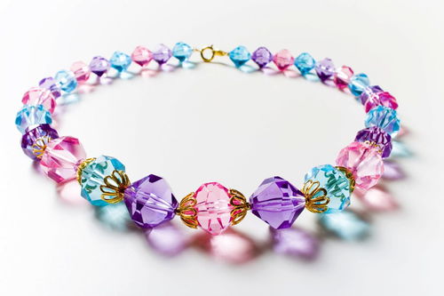 蝴蝶的外形特点20字，怎么写蝴蝶的外形特点