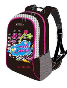 schoolbag和school bag的区别，schoolbag和bag区别