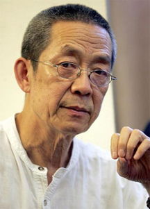 剧作家是 play writer 还是 plays writer ?