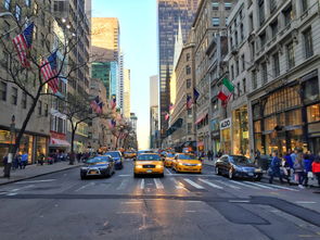 我在大街上听了首歌不知道叫什么,歌词我只记得一句,{每次我想见到你}谁