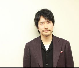 死亡笔里的L的真正资料。