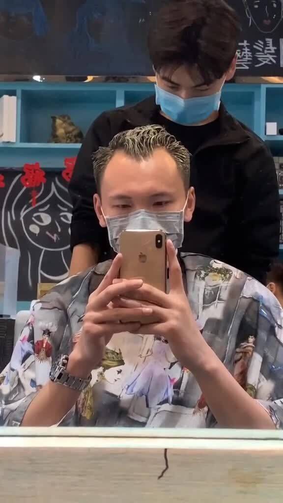 抛头露面是贬义词还是褒义词，抛头露面的反义词