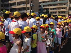 开学典礼通讯稿500字，小学开学典礼通讯稿