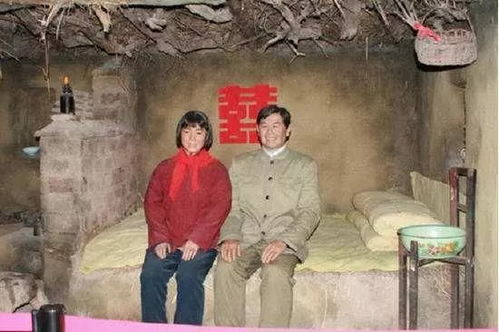 一拜天地二拜高堂三拜夫妻对拜，一拜天地二拜高堂三拜夫妻对拜主持词