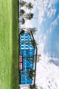 万丈高楼平地起,辉煌只能靠自己，万丈高楼平地起出自哪里