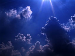 “昔人已乘黄鹤去,白云千载空悠悠”的原诗是什么?