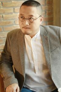 矗的拼音，矗立屹立耸立的区别