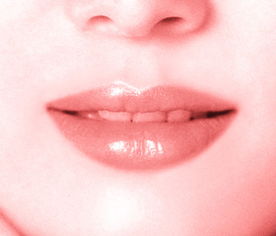 健康术语-口唇红肿