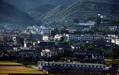 宁蒗泸沽湖机场，宁蒗至香格里拉高速工程招标公告