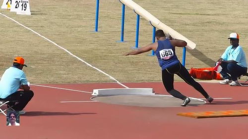 扔铅球的技巧方法，扔铅球视频