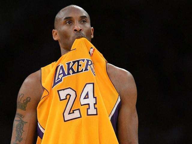 科比退役时间是哪一年，科比退役时间几点