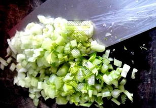 芹菜素饺子馅怎么做好吃，芹菜素饺子馅大全食谱