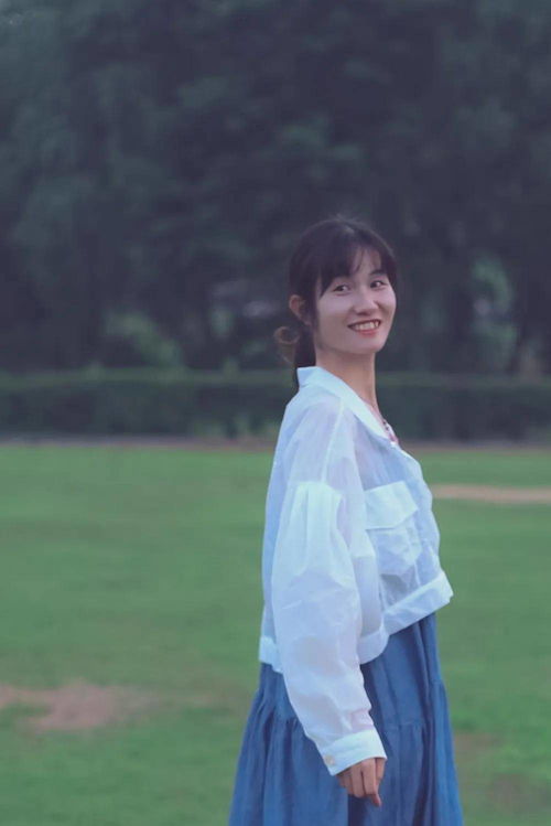 “繁华落尽”的下一句是什么?