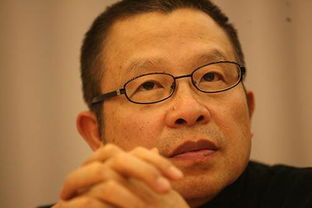 罗中立的《父亲》体现出了()。