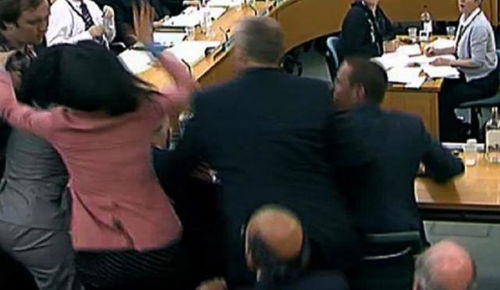 默多克邓文迪离婚(媒体巨头夫妇分道扬镳)