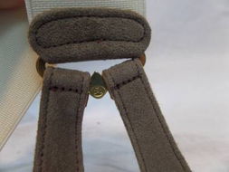 服装上 的“领标”和“吊卡”用英语怎么说