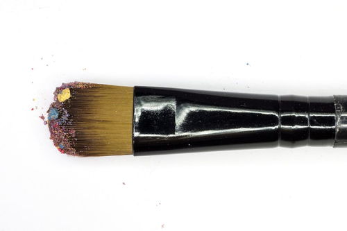 Therefore的用法，therefore的用法和搭配