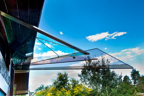 yawning，awning怎么读