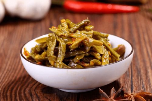 家庭腌制咸菜的方法?