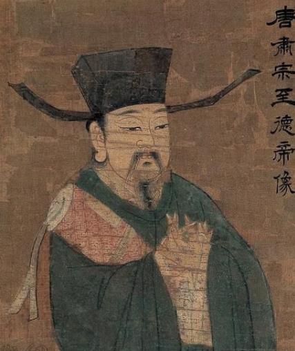 军权属于三权，军权和财权哪个重要