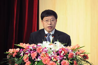 微博上的“休闲小林哥”是谁啊,貌似和杨幂又什么关系