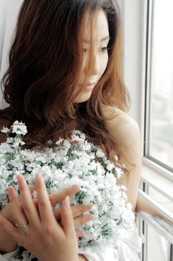 窗前造句-用窗前造句