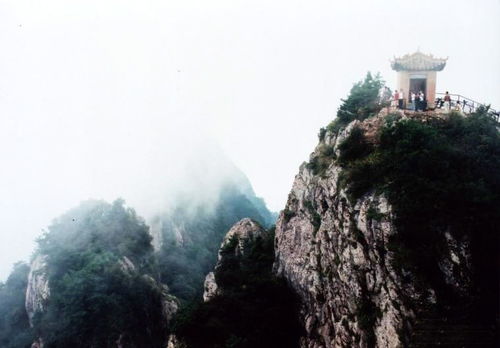 老君山多高 海拔多少