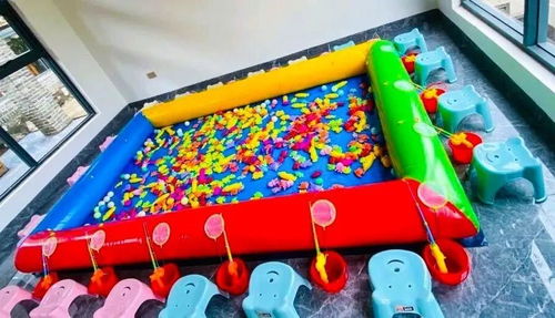 掷果盈车的典故与谁有关，掷果盈车读音