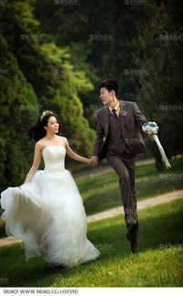 脉脉含情下一句，含情脉脉