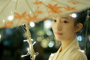何夜无月何处无竹柏翻译，何夜无月何处无竹柏表达了作者怎样的思想感情