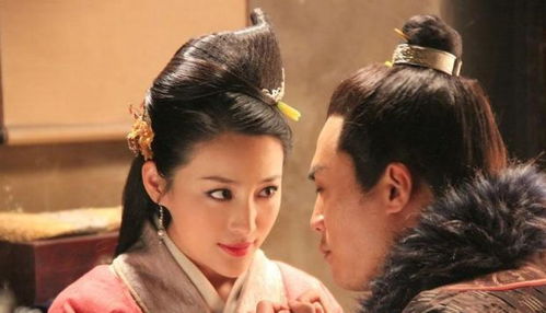 春歌最能体现诗人观察力敏锐的一句是?