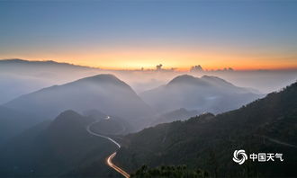 山河动荡，山河破碎