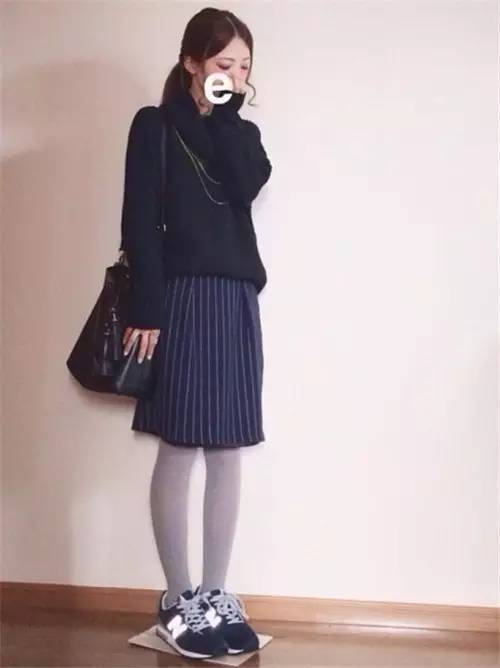 藏青色和藏蓝色有什么区别