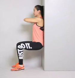 鲁直现左足,各微侧,其两膝相比者,各隐卷底衣褶中”是什么意思?_百