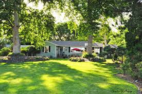 yards是什么意思，play yard是什么意思