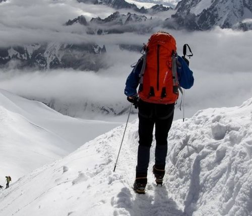 长途跋涉的意思是什么