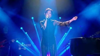 歌曲至少还有你的歌词，至少还有你的歌词拼音