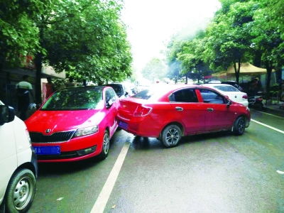 大众速腾与雪佛兰科鲁泽哪个车型性价比高一点?