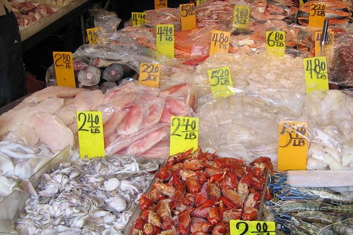 挑的组词多音字，摊的组词和部首